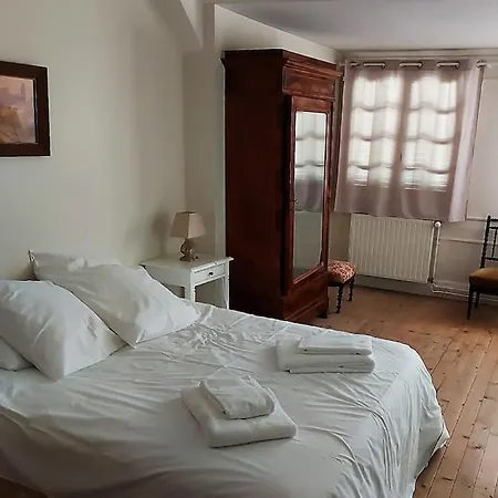 Casa de Férias La Vdca: Maison Familiale De Caractere 12 Pers Menthon-Saint-Bernard